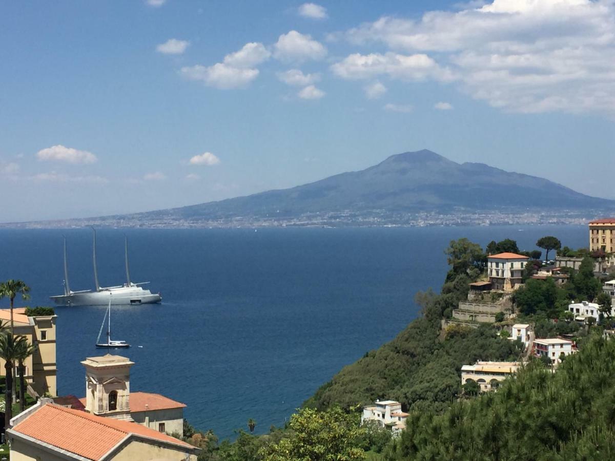 Vesuvio View Panzió Vico Equense Kültér fotó